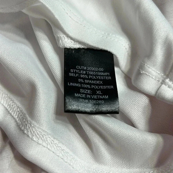 STELLA & SIENNA BY TRIXXI floral maxi dress.halter neck,cut out,cinched waist - Picture 12 of 14